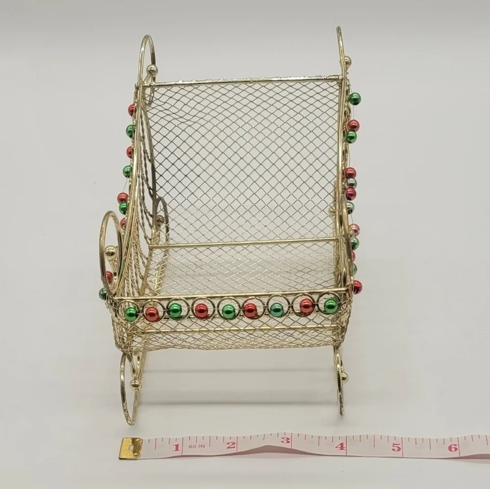 Christmas Wire Gold Sleigh​​​